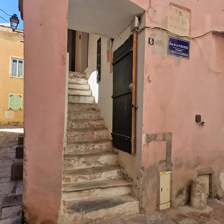 Angelina Lägenhet Bastia (Corsica)